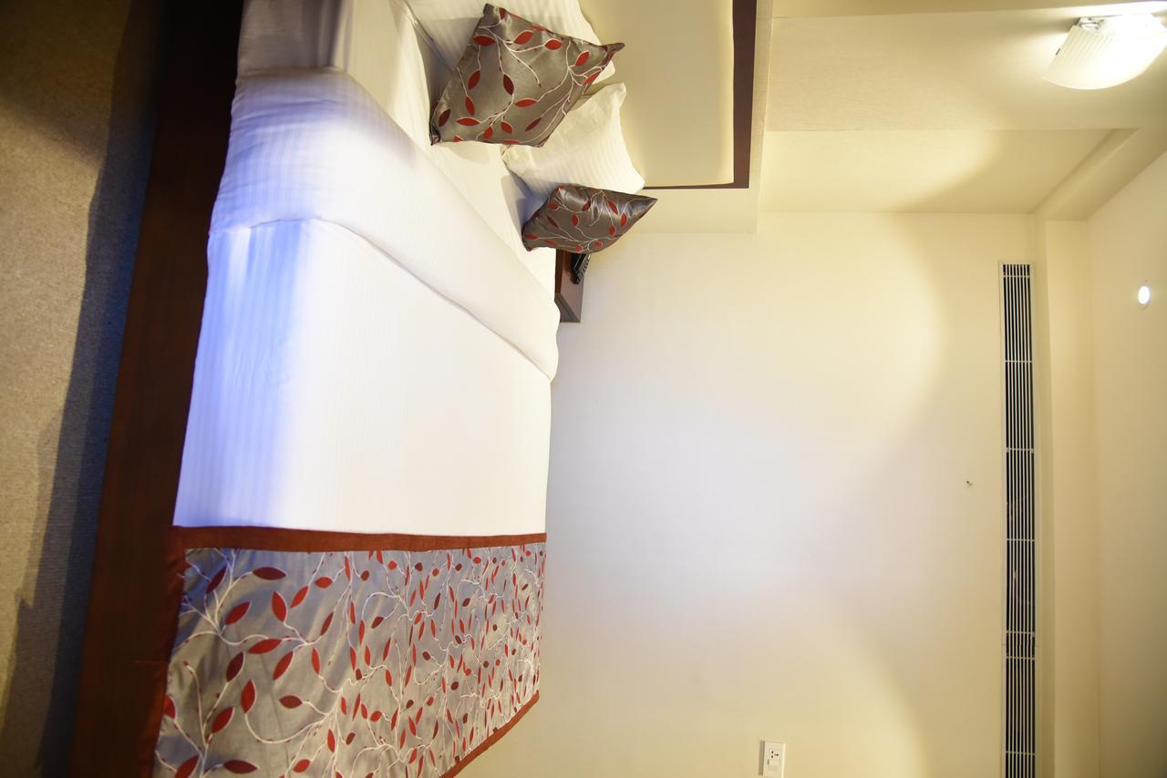 Viz Park Hotel Ананд Экстерьер фото
