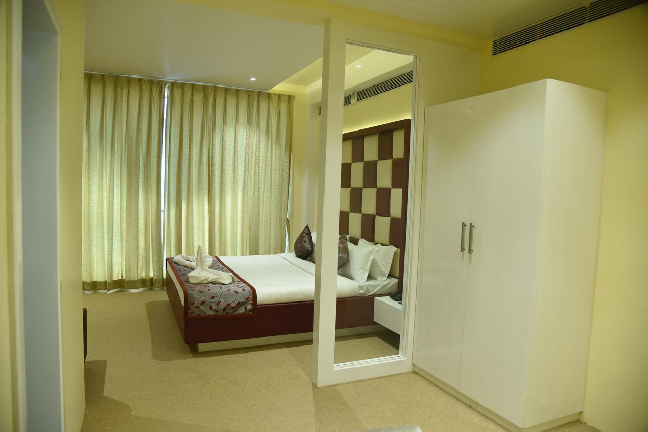 Viz Park Hotel Ананд Экстерьер фото